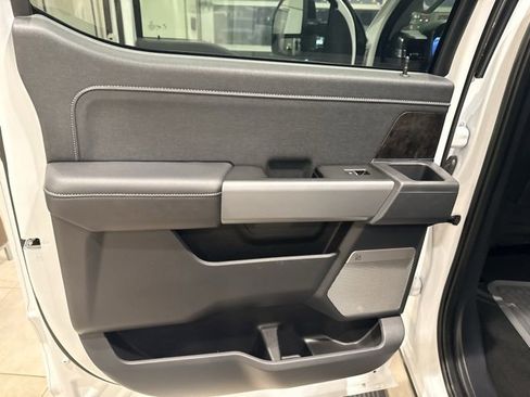 Used 2024 Ford F350 Lariat w/ FX4 Off-Road Package image 18