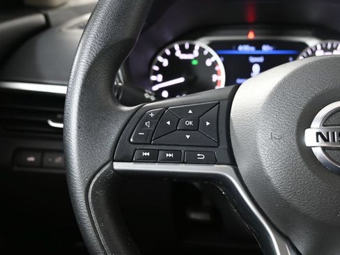 Used 2019 Nissan Altima 2.5 S FWD image 32