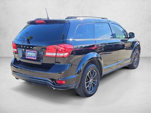 Used 2019 Dodge Journey SE w/ Connectivity Group image 4