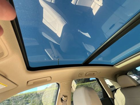 Used 2020 Audi Q5 Prestige w/ Prestige Package image 24