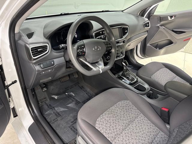 Used 2018 Hyundai Ioniq Blue FWD image 10