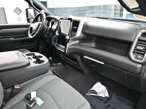 Used 2024 RAM 3500 Tradesman image 41