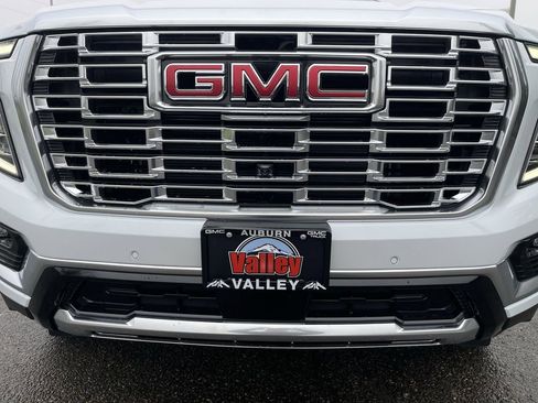 New 2026 GMC Yukon XL Denali w/ Denali Reserve Package AWD/4WD image 32