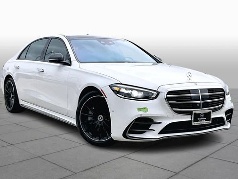 Used 2024 Mercedes-Benz S 580e 4MATIC Sedan image 2