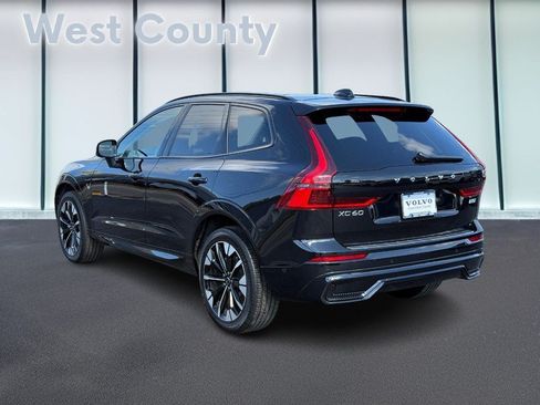 Certified 2026 Volvo XC60 B5 Plus AWD/4WD image 7