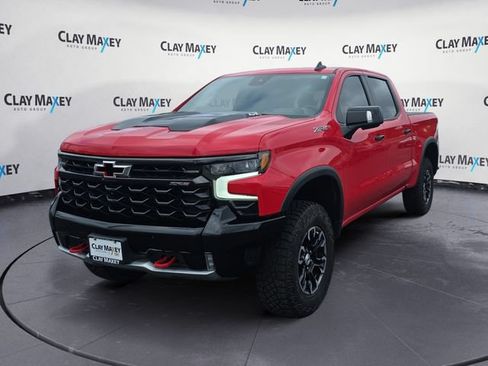 Used 2022 Chevrolet Silverado 1500 ZR2 w/ Technology Package AWD/4WD image 1