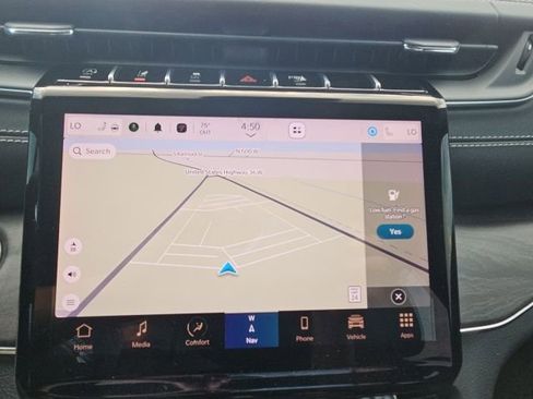 Used 2023 Jeep Grand Cherokee Overland w/ Luxury Tech Group IV image 48