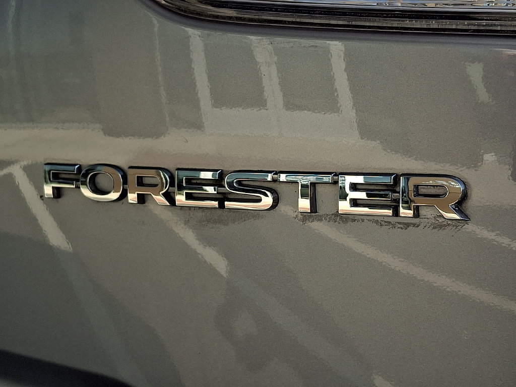 Used 2023 Subaru Forester Limited AWD/4WD image 32
