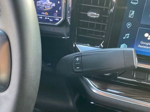 Used 2023 Chevrolet Silverado 1500 LT image 15