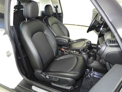 Used 2015 MINI Cooper 2-Door Hardtop image 20