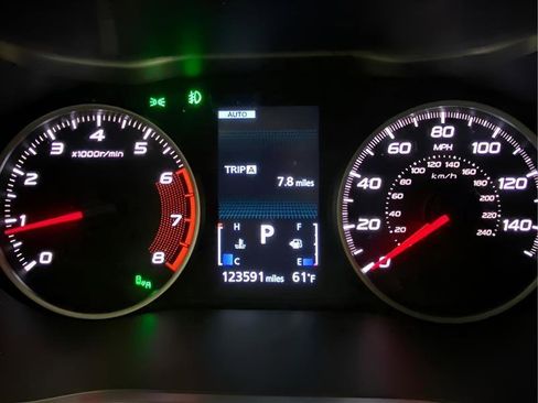 Used 2018 Mitsubishi Eclipse Cross SE image 19