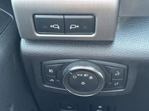 Used 2017 Ford F350 Platinum w/ Platinum Ultimate Package image 23