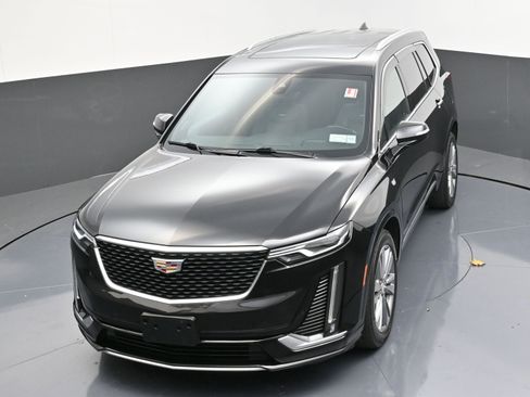 Used 2022 Cadillac XT6 Premium Luxury w/ Technology Package image 48