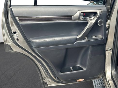 Used 2022 Lexus GX 460 Premium AWD/4WD image 12