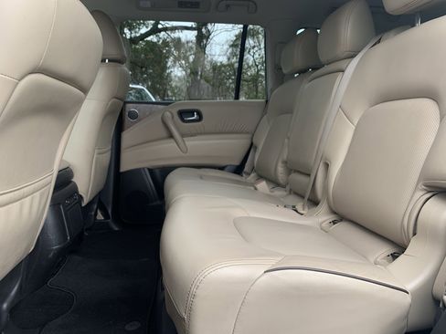 Used 2023 Nissan Armada SL image 40