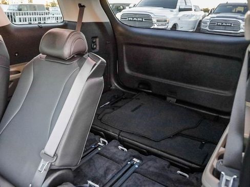 Used 2026 Kia Carnival SX image 21