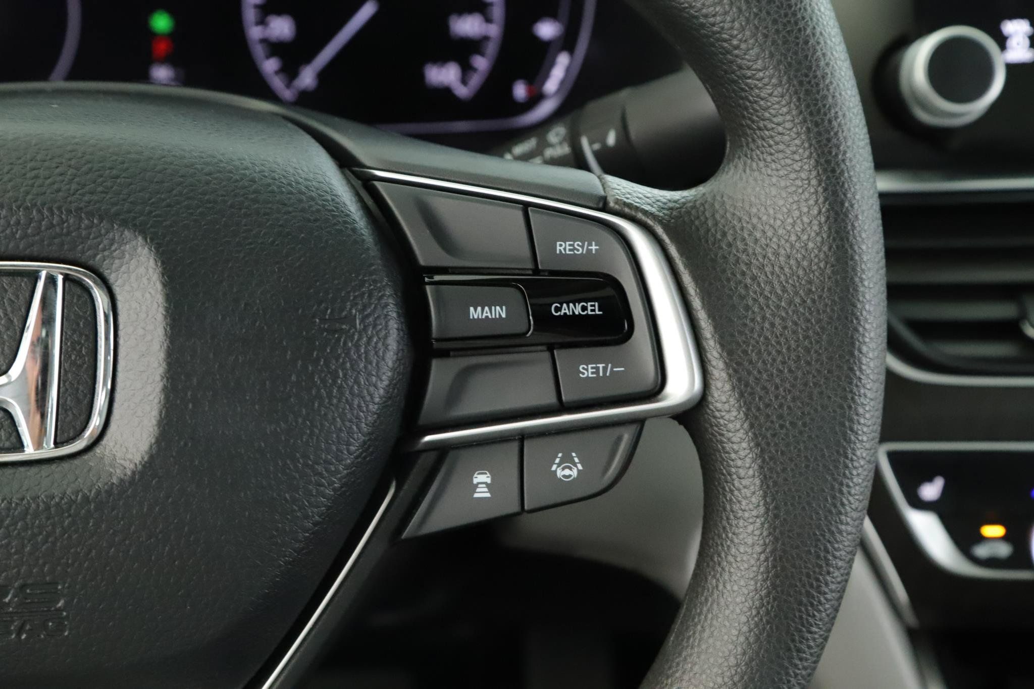 Used 2020 Honda Accord EX image 9
