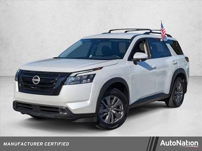 Certified 2025 Nissan Pathfinder SV w/ Black Appearance Package