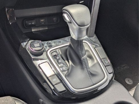 Certified 2024 Kia Seltos S FWD image 26