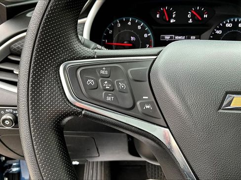 Used 2024 Chevrolet Malibu LT image 11