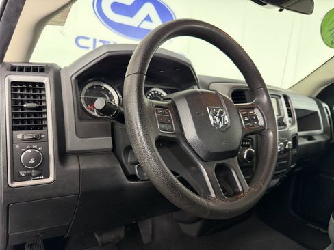 Used 2017 RAM 1500 Express image 15