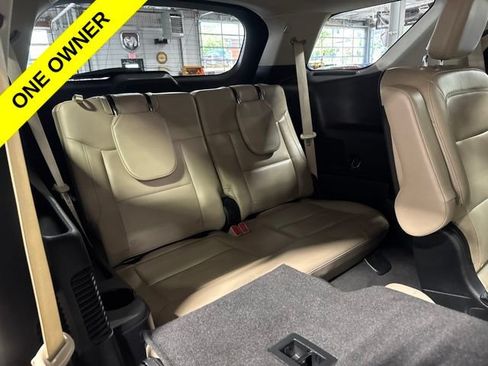 Used 2022 Ford Explorer XLT w/ Equipment Group 202A AWD/4WD image 40