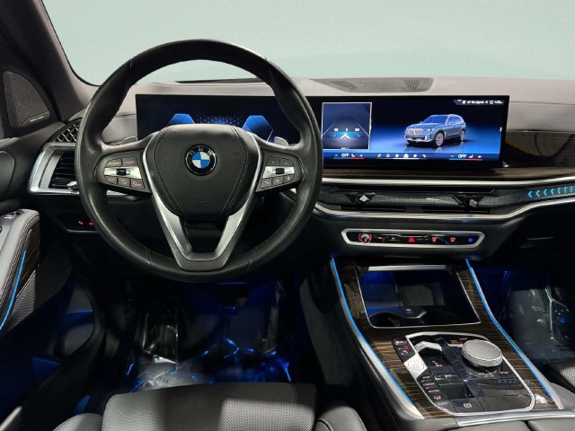 Used 2026 BMW X5 xDrive40i AWD/4WD image 11