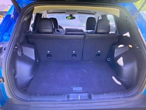 Used 2022 Jeep Cherokee Trailhawk w/ Premium Leather Package AWD/4WD image 14