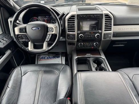 Used 2017 Ford F250 Platinum w/ Platinum Ultimate Package AWD/4WD image 20