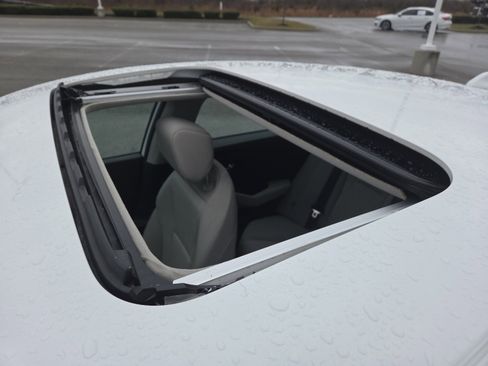 Used 2023 Honda Accord EX image 3