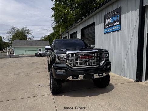 Used 2017 GMC Sierra 1500 Denali w/ Denali Ultimate Package image 31