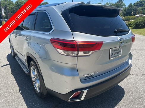 Used 2019 Toyota Highlander Limited AWD/4WD image 5