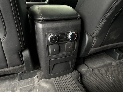 Used 2023 Ford Explorer XLT w/ Equipment Group 202A RWD image 18