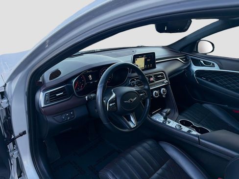 Used 2019 Genesis G70 2.0T Advanced w/ Dynamic Package image 9