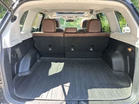 Used 2018 Subaru Forester 2.5i Touring w/ Popular Package #3B AWD/4WD image 23