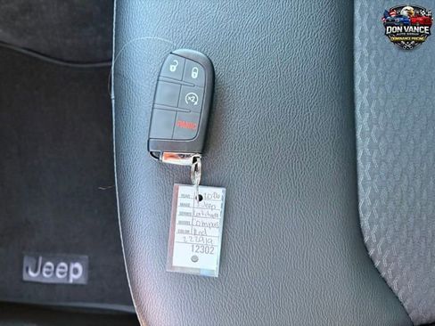 New 2026 Jeep Compass Latitude image 25