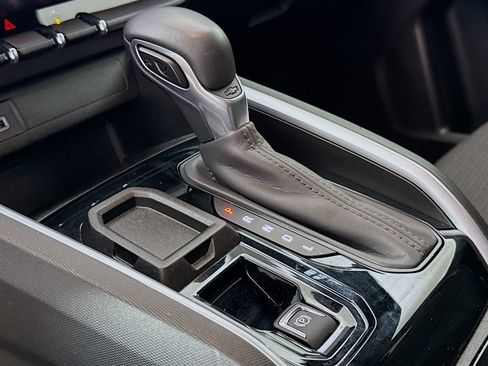 Used 2023 Chevrolet Colorado LT w/ LT Convenience Package image 17