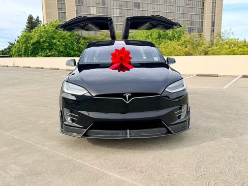 Used 2018 Tesla Model X 75D AWD/4WD image 18