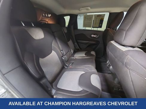 Used 2016 Jeep Cherokee Sport w/ Safety Group image 36