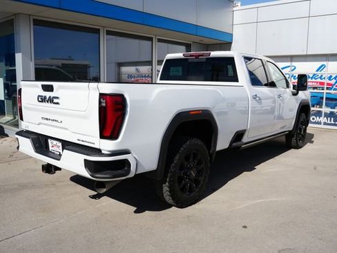 Used 2024 GMC Sierra 3500 Denali Ultimate image 36