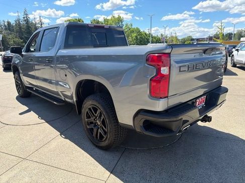 Used 2022 Chevrolet Silverado 1500 LT Trail Boss w/ Convenience Package II AWD/4WD image 6