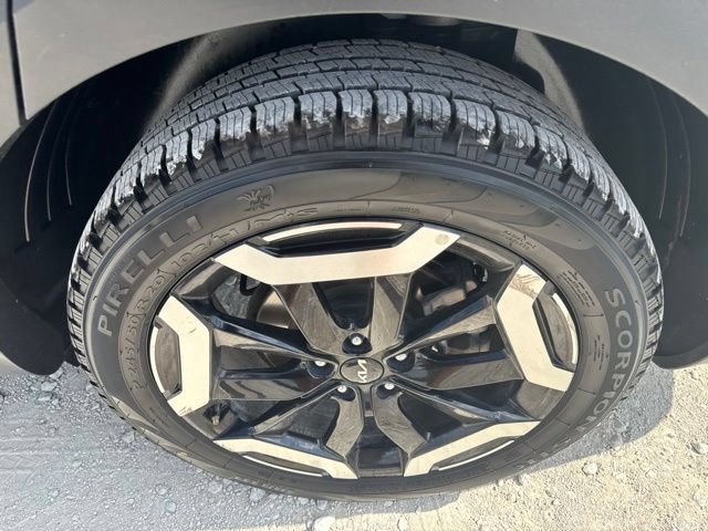 Used 2025 Kia Telluride S FWD image 9