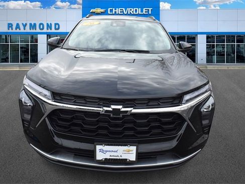 New 2026 Chevrolet Trax LT w/ LT Convenience Package image 9