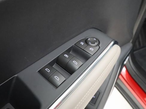 Used 2024 GMC Acadia Elevation w/ Super Cruise Package image 8