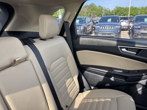 Used 2023 Ford Edge SEL w/ Convenience Package AWD/4WD image 27