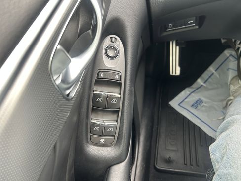 Used 2016 INFINITI Q50 Red Sport 400 image 17