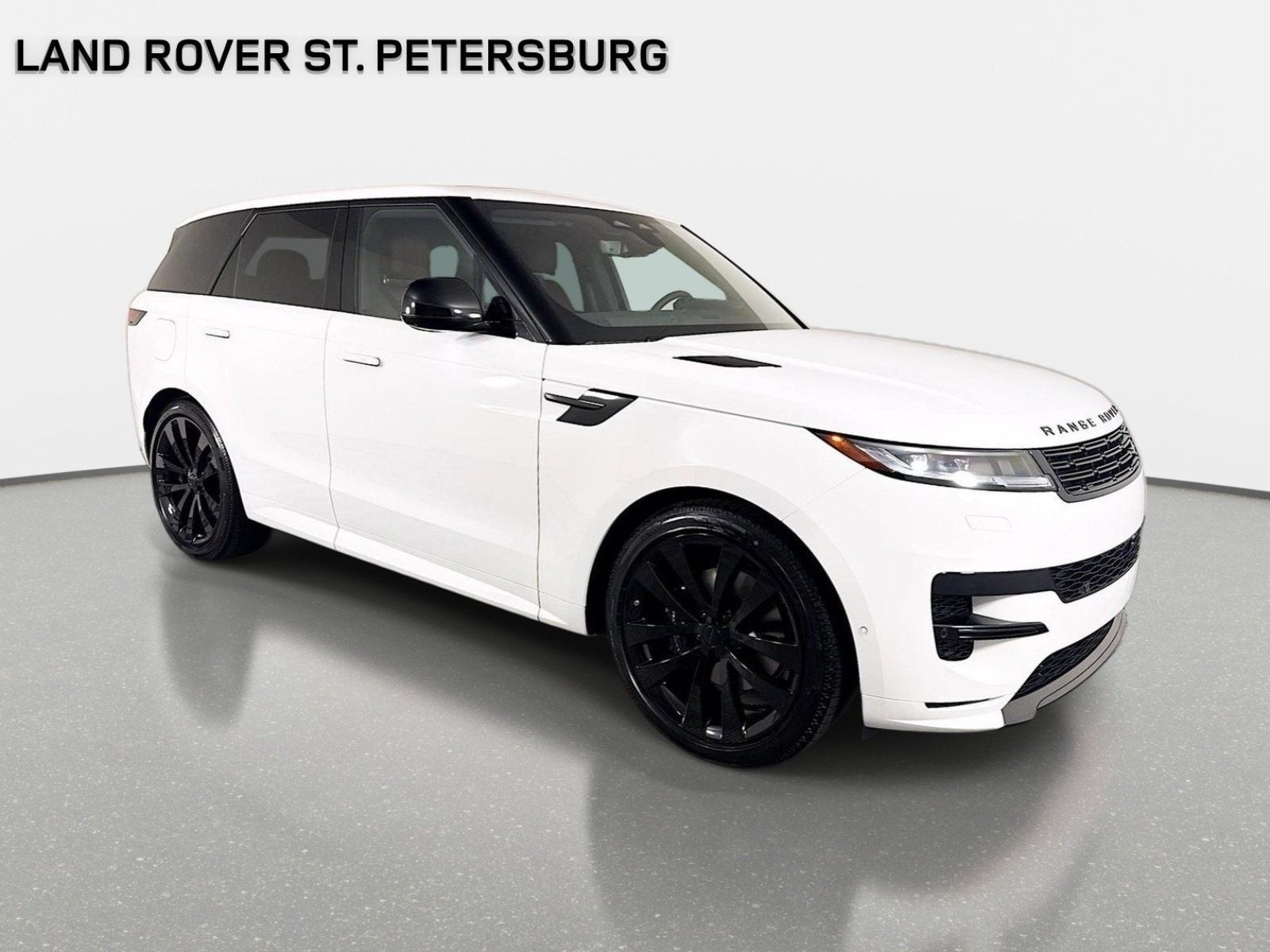 New 2026 Land Rover Range Rover Sport Dynamic SE AWD/4WD image 3