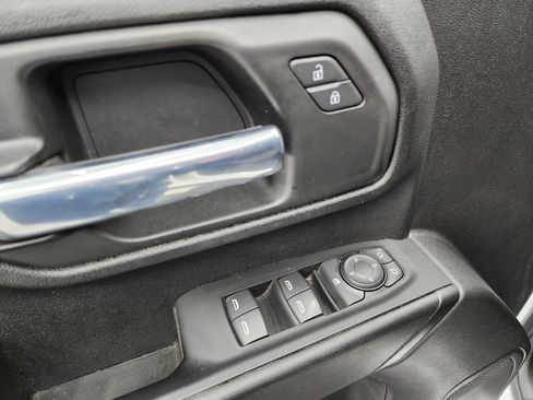 Used 2022 GMC Sierra 2500 Pro w/ Convenience Package image 36