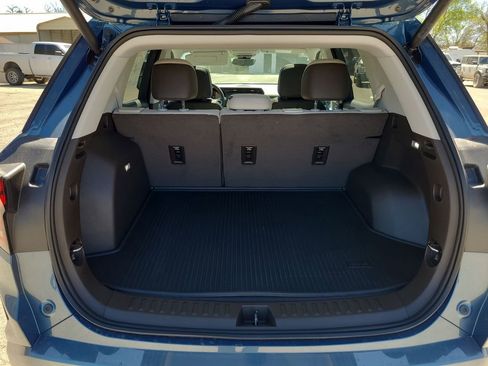 New 2026 GMC Terrain Denali w/ LPO, Black Badging Package image 27