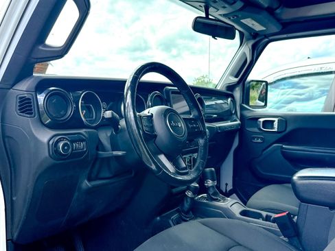 Used 2020 Jeep Wrangler Unlimited Sport AWD/4WD image 10